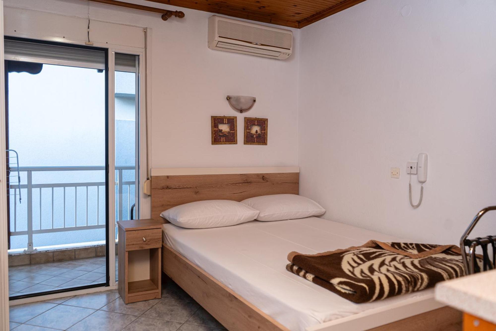 Hotel Pavlos Paralía Buitenkant foto