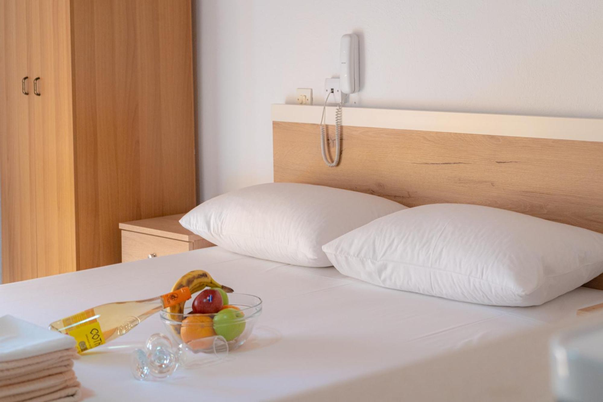 Hotel Pavlos Paralía Buitenkant foto